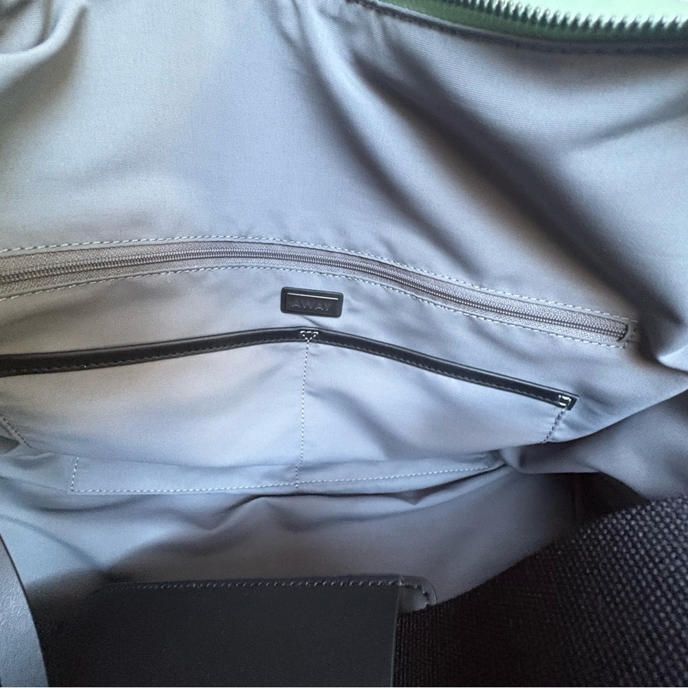 Away Everywhere Bag - NEW - Picture 7 of 15